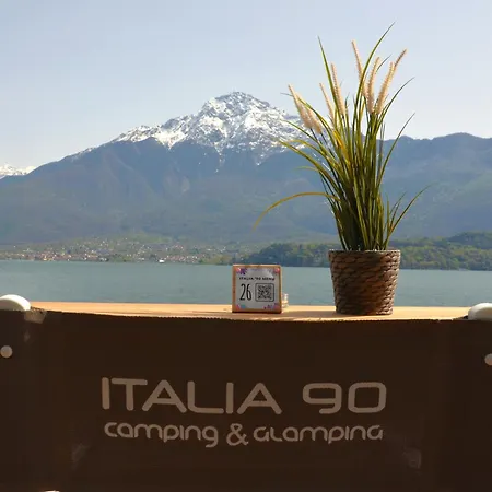 Italia 90 مكان تخييم دومازو