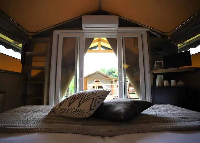 Camping Italia 90 Domaso