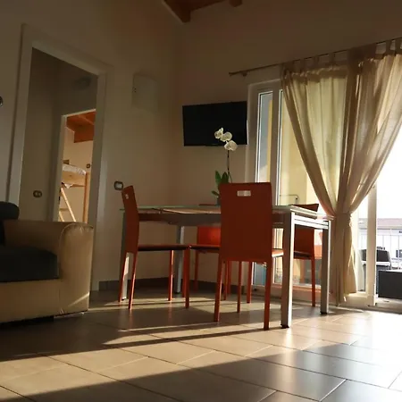 Kemp Italia 90 Domaso