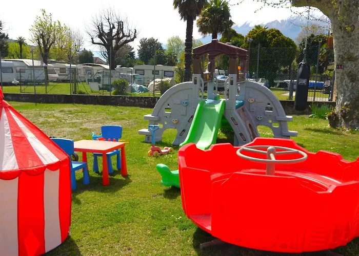 Campingplatz Italia 90 4*